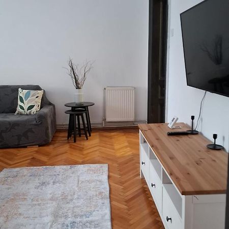 Muresenilor 28 Braşov Buitenkant foto